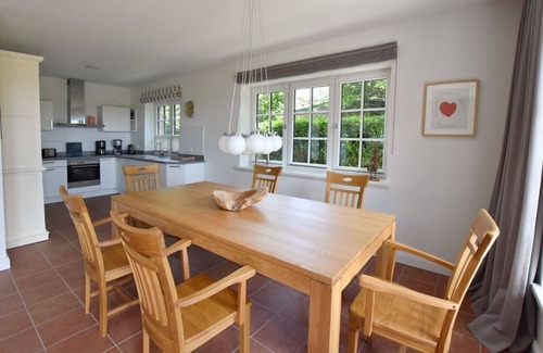 Großmorsum House | Vacation home Helen
