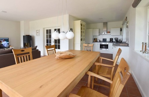 Großmorsum House | Vacation home Helen