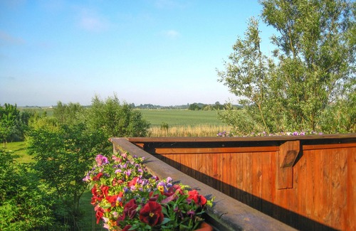 Suden House | Vacation home Herrendeich on Nordstrand for up to 4 people