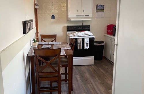 Eminence House | Vacation Home in the heart of eminence