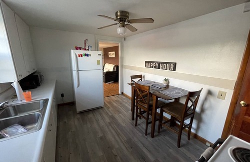 Eminence House | Vacation Home in the heart of eminence
