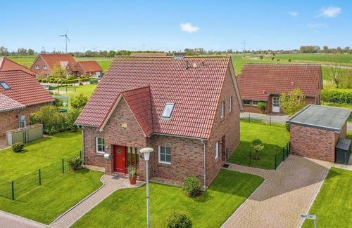 Krummhoern House | Vacation home invites you and your dogs to relax!