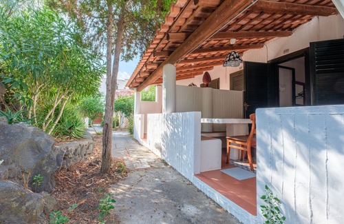 Vulcanello House | Vacation Home "Jerà 777 Vista Giardino" with Private Terrace