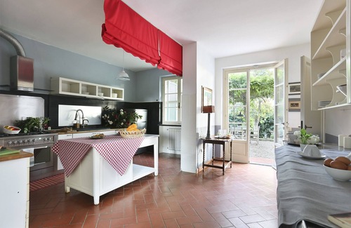Fauglia Apartment | Vacation home Jo - Laviosa Farm - Immersed in the hilly nature Tuscany