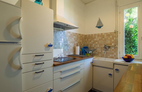 Cleder House | Vacation home Kereol by Interhome