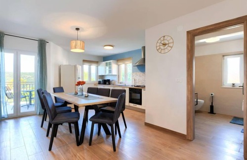 Trget House | Vacation home Kosić by Interhome