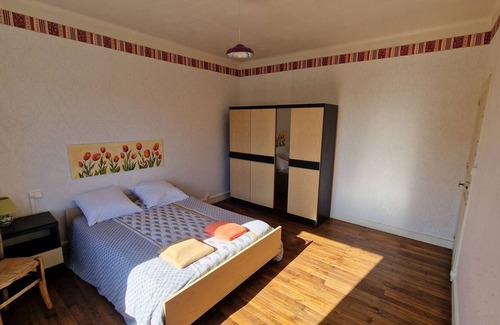 Le Grand-Bourg House | Vacation Home "Le Grand Bourg" with Private Garden & Wi-Fi