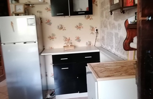 Mouillac House | Vacation Home "Les Orchidées" with countryside View, Private Pool & Wi-Fi