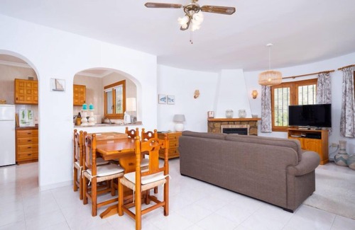 Arnella House | Vacation home Manana by Interhome