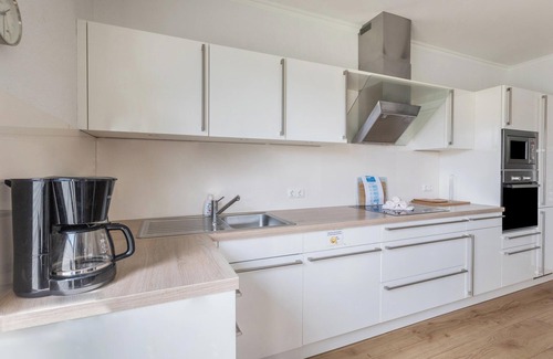 Busum House | Vacation Home "Manni EG" with Private Sauna, Air Conditioning & Terrace