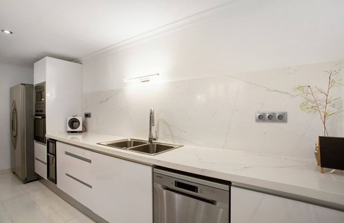 Arguineguin House | Vacation Home 'Maravillosas Vistas ' with Sea View, Terrace, Balcony & Wi-Fi