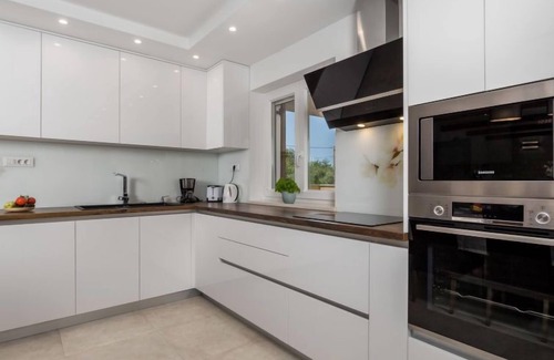 Tribulje House | Vacation home Matea by Interhome
