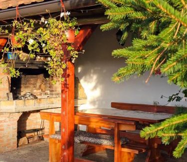 Beserovina House | Vacation home Miki