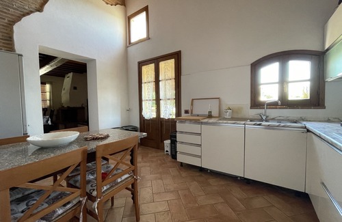 Pontedera House | VACATION HOME, OUTDOOR OVEN IN THE PORCH 6 BEDS