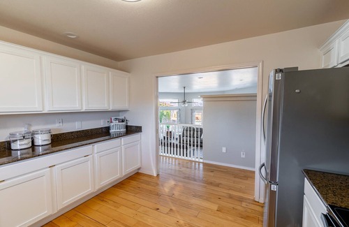 Greenehaven House | Vacation Home: Overlooks Lake Powell, Near Horseshoe Bend & Antelope Canyon