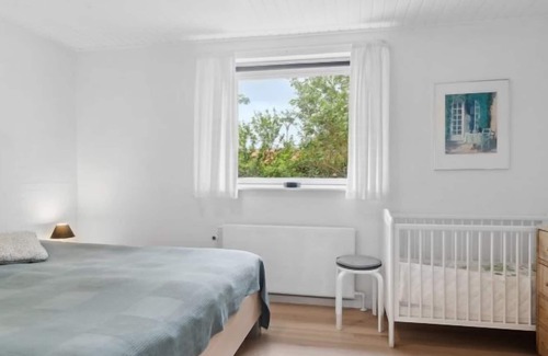 Ebeltoft House | Vacation home "Pernilla" - 250m from the sea in Djursland and Mols in Ebeltoft - 9 persons, 4 bedrooms