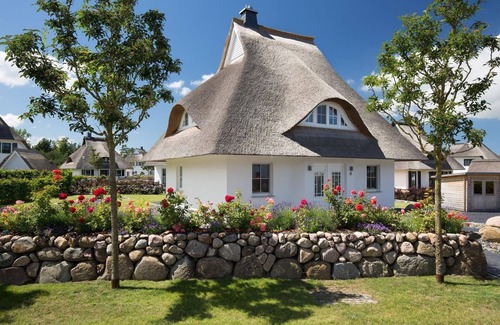 Fuhlendorf House | Vacation home Seeadler 24 - Holiday home Seeadler 24 - Close to nature