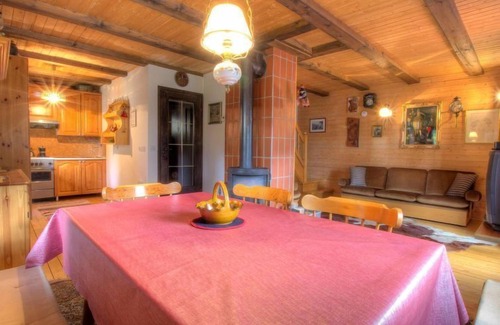 Gozd Martuljek House | Vacation home Špik by Interhome