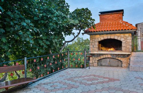 Senj House | Vacation home TEA