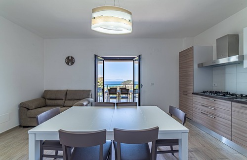 Castellabate Apartment | Vacation Home "The Vineyard": between sea and nature- Apartment "The modern style"