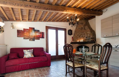 Filettole House | Vacation Home Tuscany Filettole, Pisa in the hearth of Tuscany