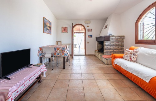 Quartu Sant'Elena House | Vacation Home "Villa Stella" with Private Terrace, Private Garden & Wi-Fi