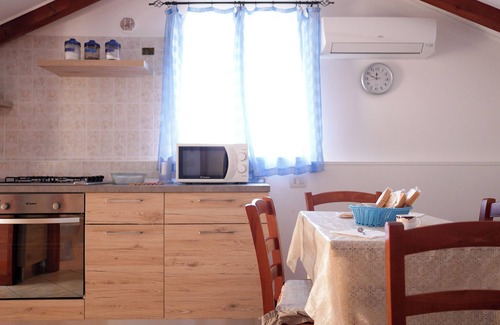 Erchie House | Vacation House Gialu