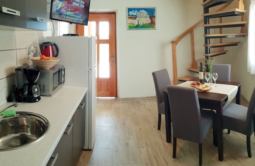 Rezanci House | Vacation house with PRIVATE garden, pool, table tennis and soccer. Max 4 persons