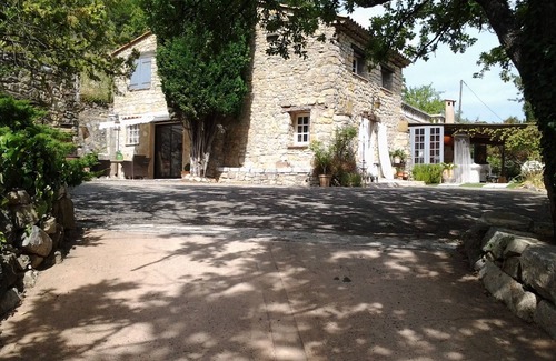 Bargemon House | Vacation in the sheepfold between sea and mountain