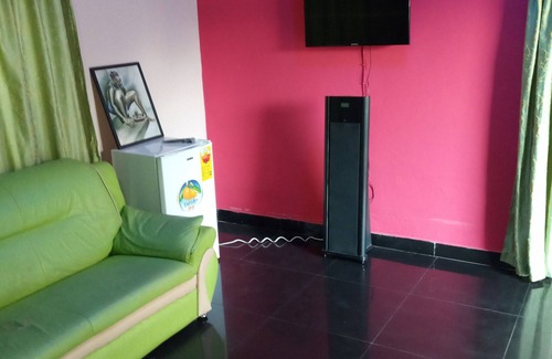 Kasoa Apartment | Vacation Lodge