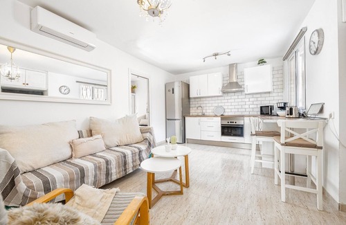 Arguineguin Apartment | Vacation 'Pomelo 2' with Sea View, Wi-Fi and Air Conditioning