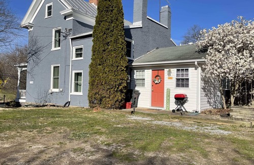 Bolivar Apartment | Vacation Rental: Armory Quarters B