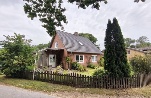 Sieverstedt Apartment | Vacation room for hikers - Privatzimmer Neuhaus