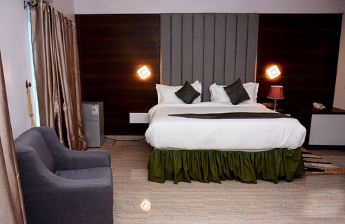 Asaba Hotel | Vacation Villa Hotel and Suites