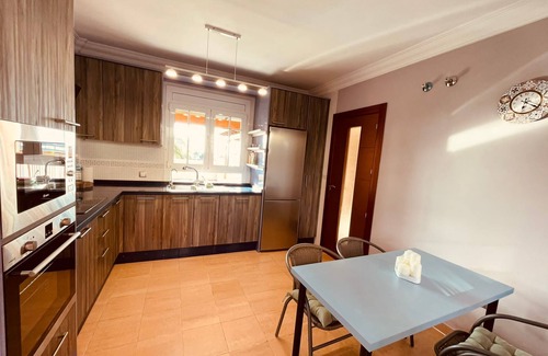 Los Cristianos Villa | Vacation Villa 'Playa D2' with Sea View, Wi-Fi and Air Conditioning
