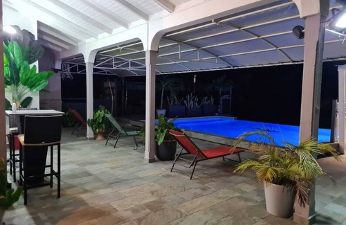 Saint-Francois Villa | Vacation villa with pool overlooking the countryside for 6 to 11 people