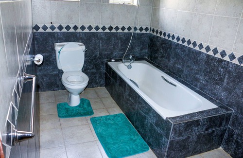 Naivasha Villa | Vacational Rental Home in the outskirts of Naivasha town, KENYA