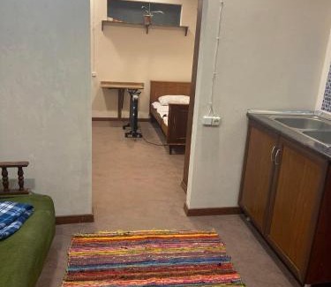 Yerevan House | Vahe's corner house