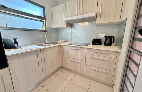 Papeete Condo | Vaiana City Apartment - relaxing downtown Papeete - garden view, A/C - WiFi