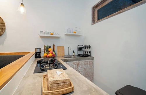 Umalas House | Vajrayana - Serene 2 Bed with Pool Views & Premium Amenitiesnn