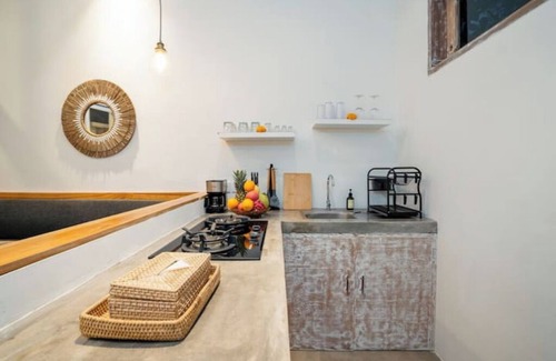 Umalas House | Vajrayana - Serene 2 Bed with Pool Views & Premium Amenitiesnn
