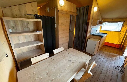 Jabbeke Ski Chalet | Vakantiepark Klein Strand - Glamping 4p