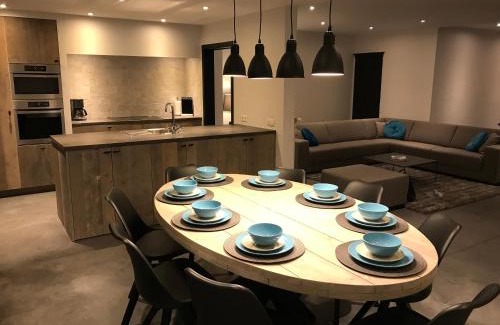 Sint-Michiels House | Vakantiewoning Margaux -free parking - Sauna