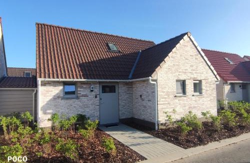 Koksijde House | Vakantiewoning Polderhuis 10, airco en verwarming in alle kamers, privé parkeerplaats en afgesloten tuin