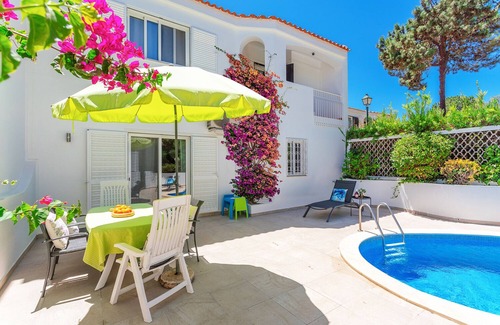 Vale do Lobo Villa | Vale do Lobo Design Villa: heated pool w/safety fence, golf discounts, Fibre
