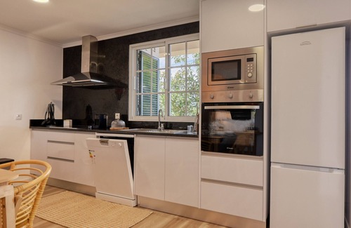 Estrela da Calheta Apartment | Vale dos Amores, a Home in Madeira