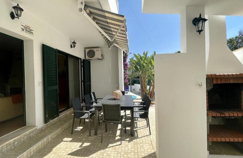 Correeira House | Vale Pedras by Check-in Portugal