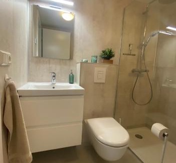 Adaldalur Bed & Breakfast | Vallakot Farm Guesthouse