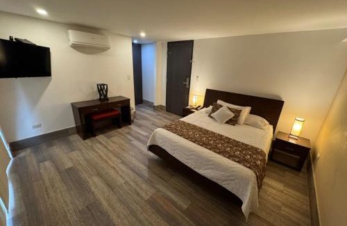 El Prado Hotel | Vallclaire Suites