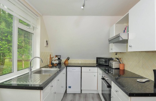 Saint Ann's Chapel Cottage | VALLEY LODGE 2, pet friendly, with pool in Callington